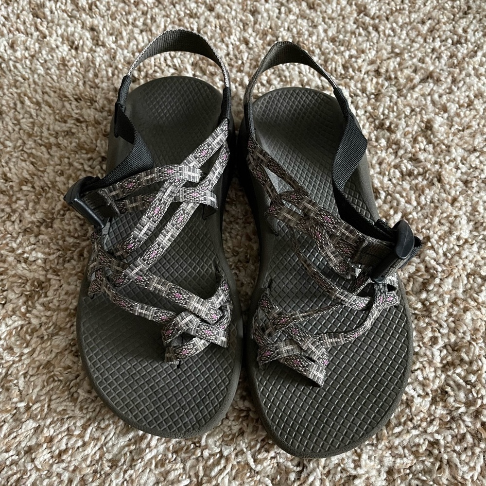 Chaco Women’s Grey Strappy Sandals Size 7
